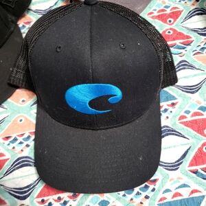 Costa fitted hat